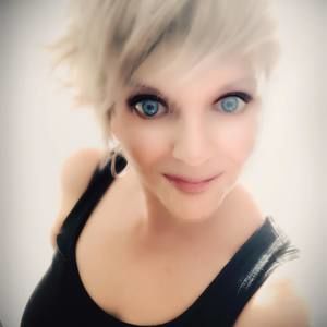 Meet your Posher, Peggy